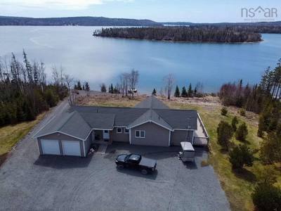 476 Maple Drive — photo 4
