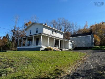 210 Highway 1 — photo 2
