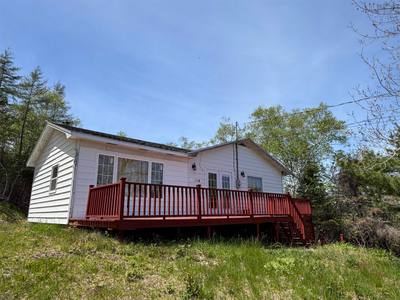 114 Hammond Road — photo 2