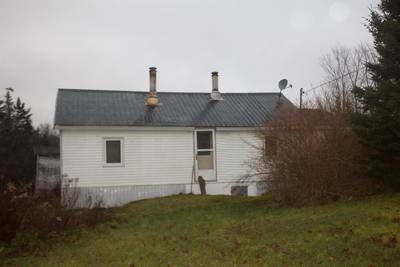 173 Pleasant Valley Road — photo 2