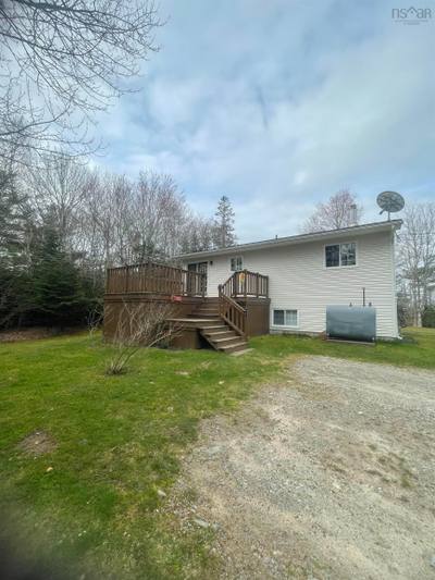1380 Lake Road — photo 4