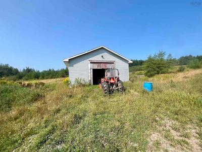 1520 Back Road — photo 2
