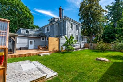 57 Alexandra Avenue — photo 2