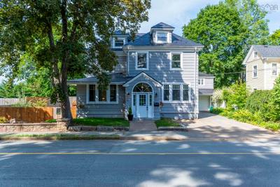 57 Alexandra Avenue — photo 4