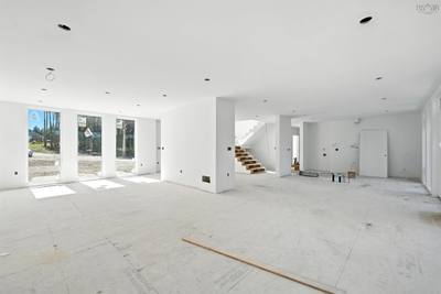 83 Canoe Crescent — photo 3