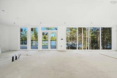 83 Canoe Crescent — photo 5