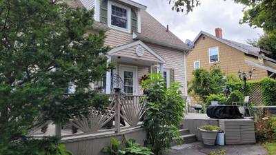 31 Royal Avenue — photo 2