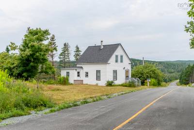 140 Hartling Road — photo 5