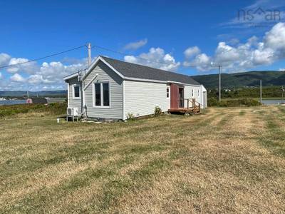125 Cheticamp Island Road — photo 2