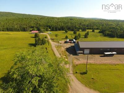 220 Campbell Road — photo 2
