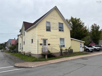 17 Lyman Street — photo 2