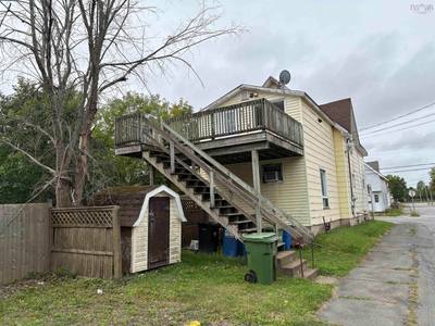 17 Lyman Street — photo 5
