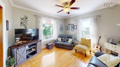 34 Duke Street — photo 3