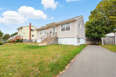 81 Adelaide Avenue — photo 3
