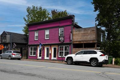 700 King Street — photo 4