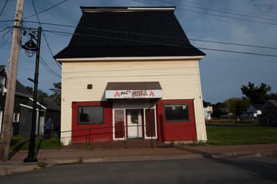 102 Main Street — photo 2