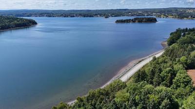 200 East Side Harbour — photo 4