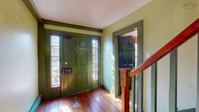 654 Main Street — photo 4