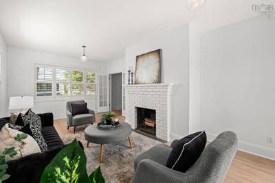 1139 Dalhousie Street — photo 5