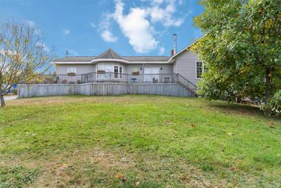 60 Weymouth Falls Road — photo 2