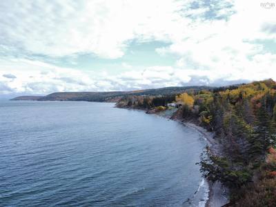 366 Lakeshore Drive — photo 4
