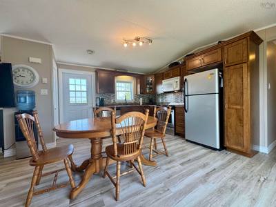 205 Brodies Rd. — photo 8