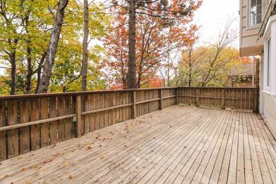 43 Deepwood Crescent — photo 3