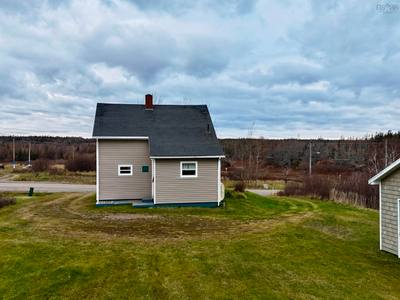 1266 Back Road — photo 2