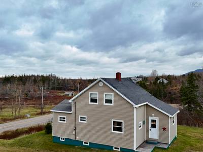 1266 Back Road — photo 4