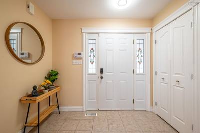 35 Granter Road — photo 2