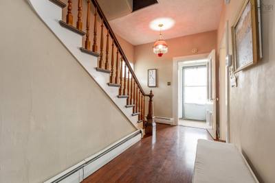 22 Baker Street — photo 3