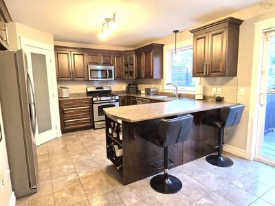 52 Viridian Drive — photo 4