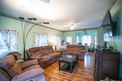 14 Gordon Stewart Drive — photo 8