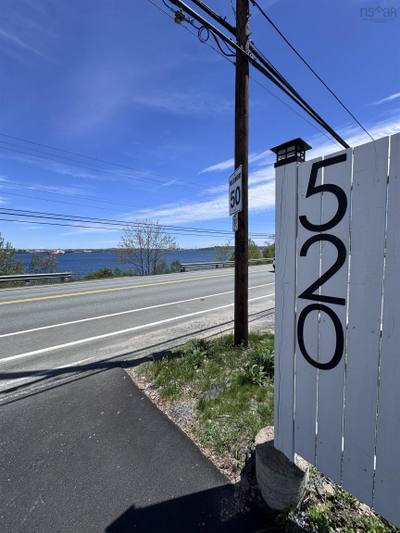 520 Bedford Highway — photo 2