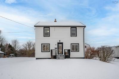 48 Johnson Avenue — photo 2