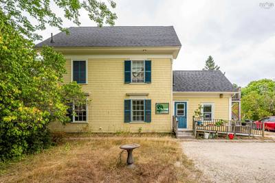424 Main Street — photo 5