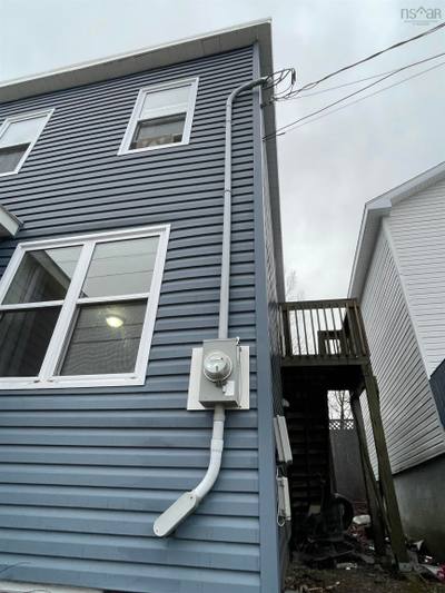 104 Intercolonial Street — photo 3