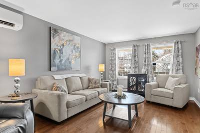 25 Aster Court — photo 3