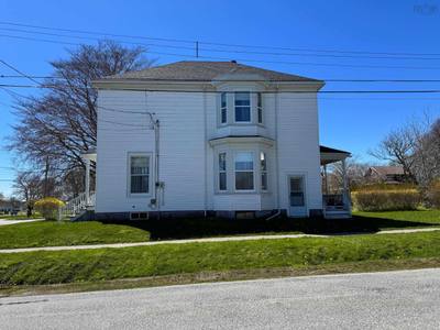 48 Albert Street — photo 4