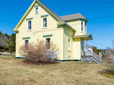 210 North Side Road — photo 2