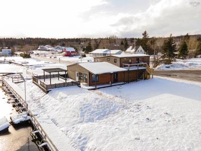 29 Hillside Boularderie Road — photo 3