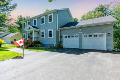 34 Gravenstein Drive — photo 3