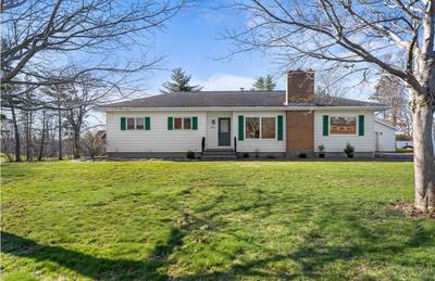 209 Louise Street — photo 2
