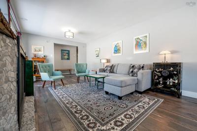 209 Louise Street — photo 7