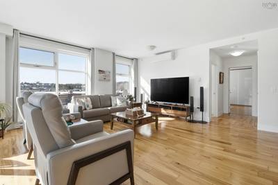 220 Waterfront Drive #305 — photo 3