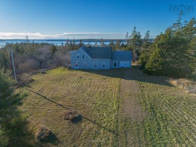 647 East Green Harbour — photo 2