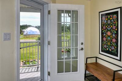 48 Seaview Drive — photo 3