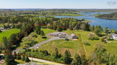 207 Hebb Point Road — photo 2