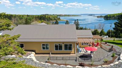 207 Hebb Point Road — photo 6