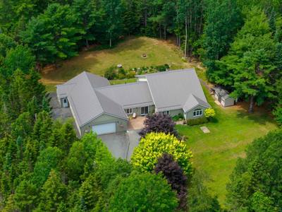 532 Oakland Road — photo 3